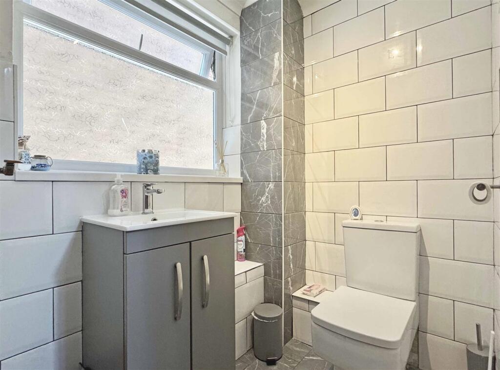 Cloakroom.jpg