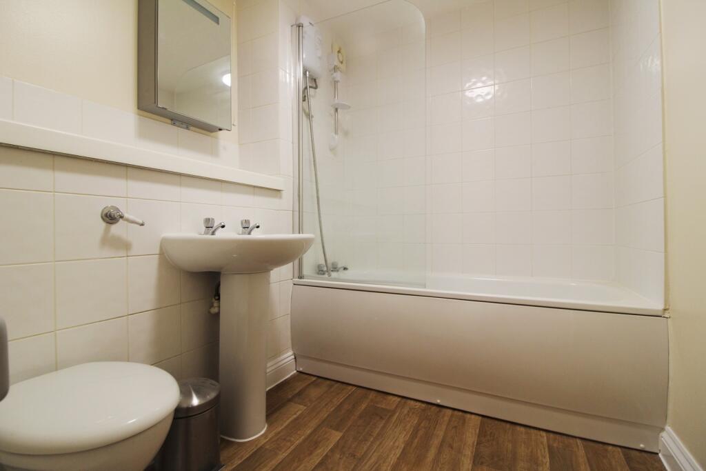 Maltings Place, Holybrook, Reading, RG1