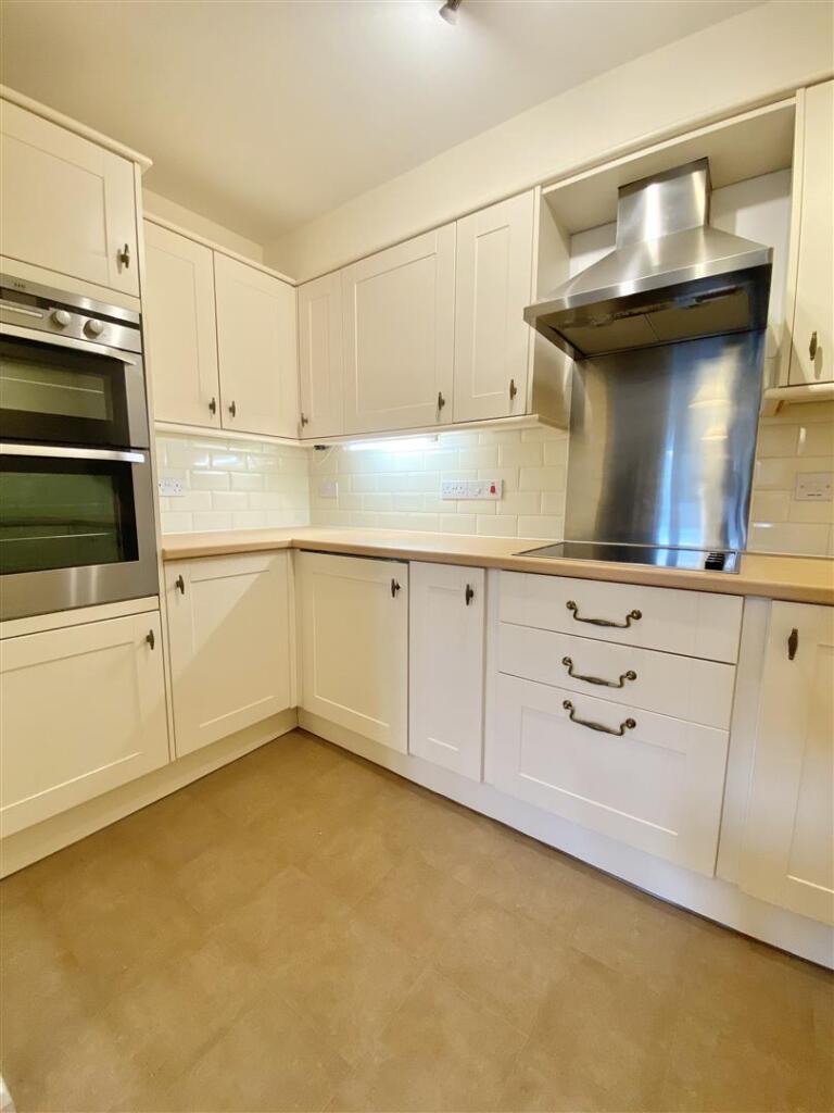 14 Radbrook House-2.jpg