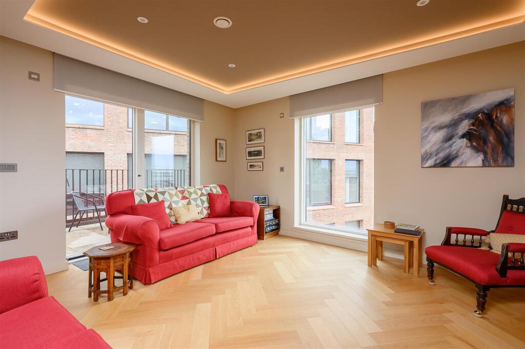 OPEN PLAN LIVING DINING KITCHEN