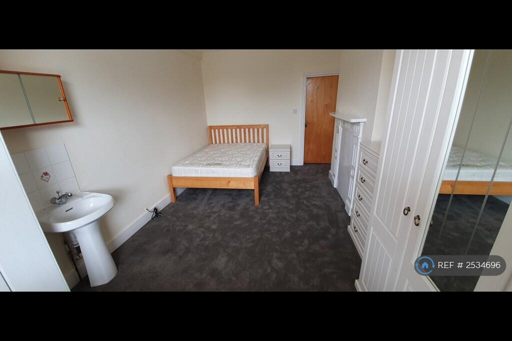 Bedroom 3 - Photo 1