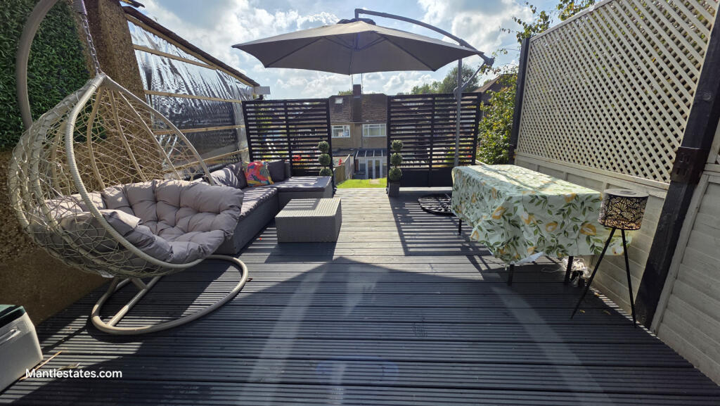 REAR PATIO
