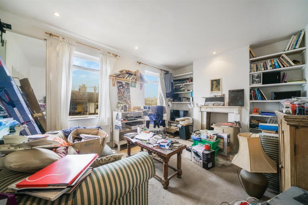 Front room  4  first floor