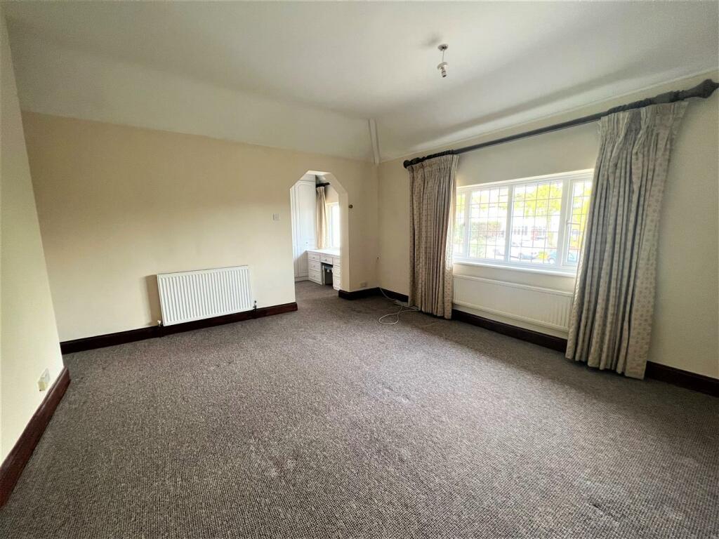 Main Bedroom