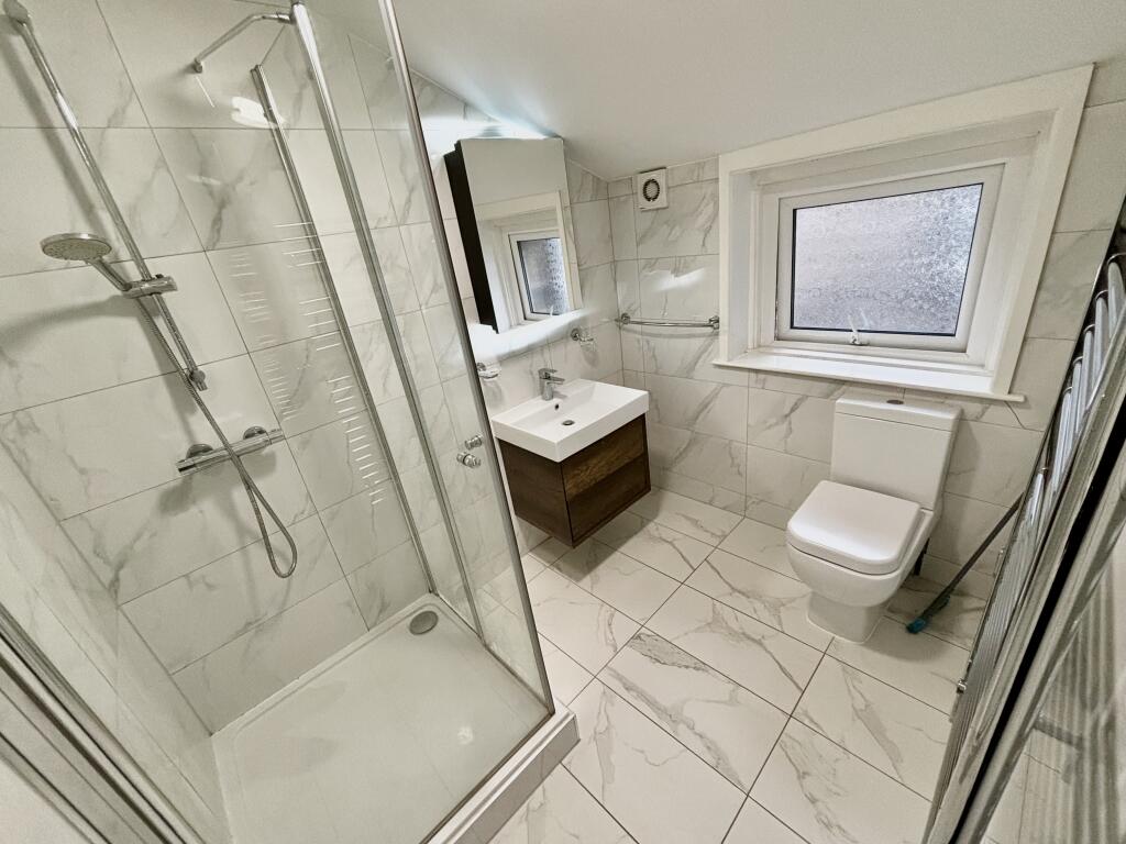 En Suite E