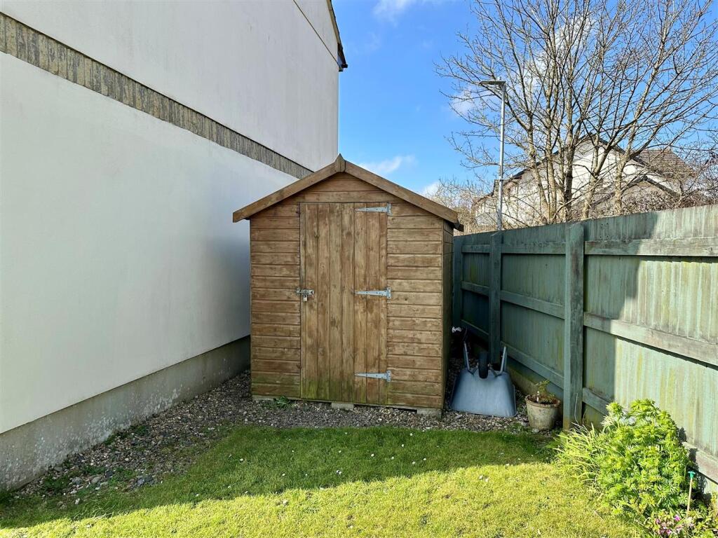 Shed.jpg