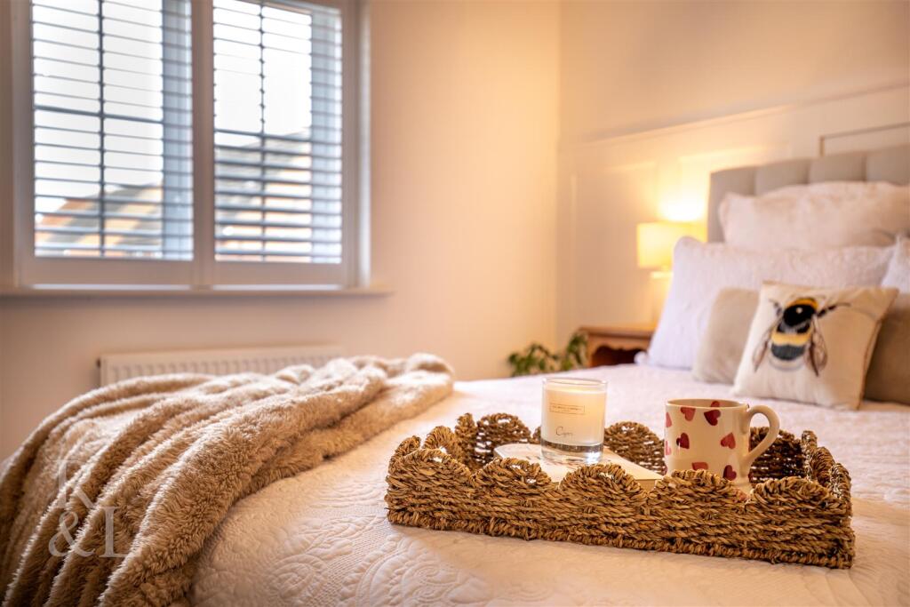 25 Maygreen Avenue (6).jpg