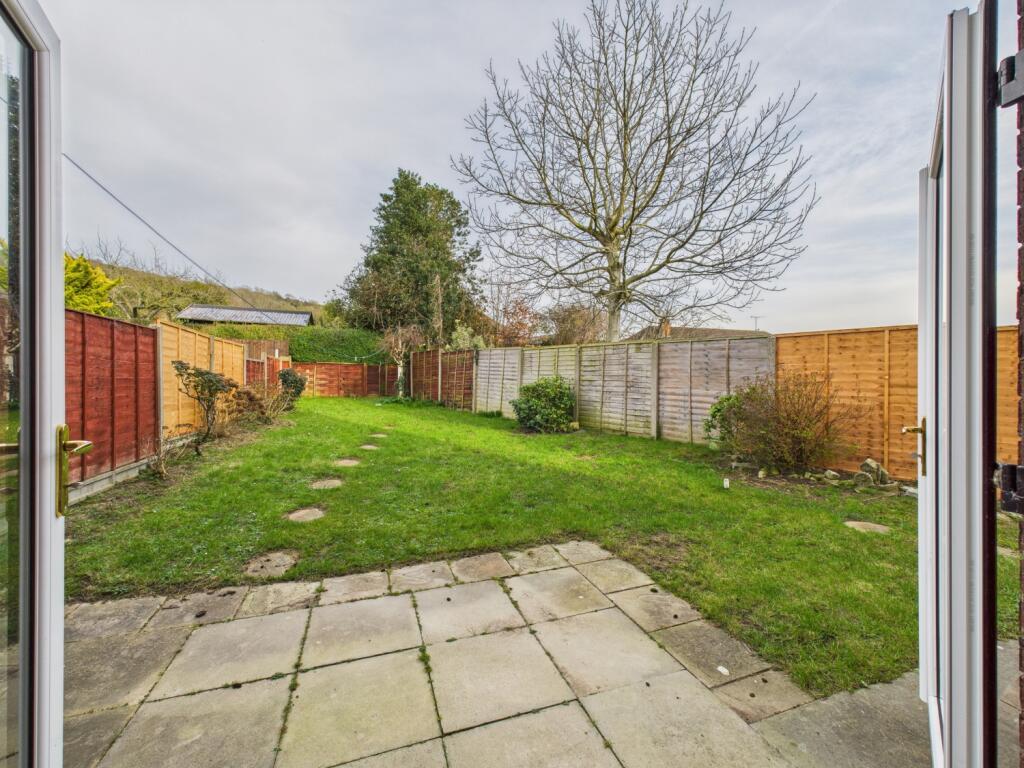 CAM05203G0-PR0007-STILL007