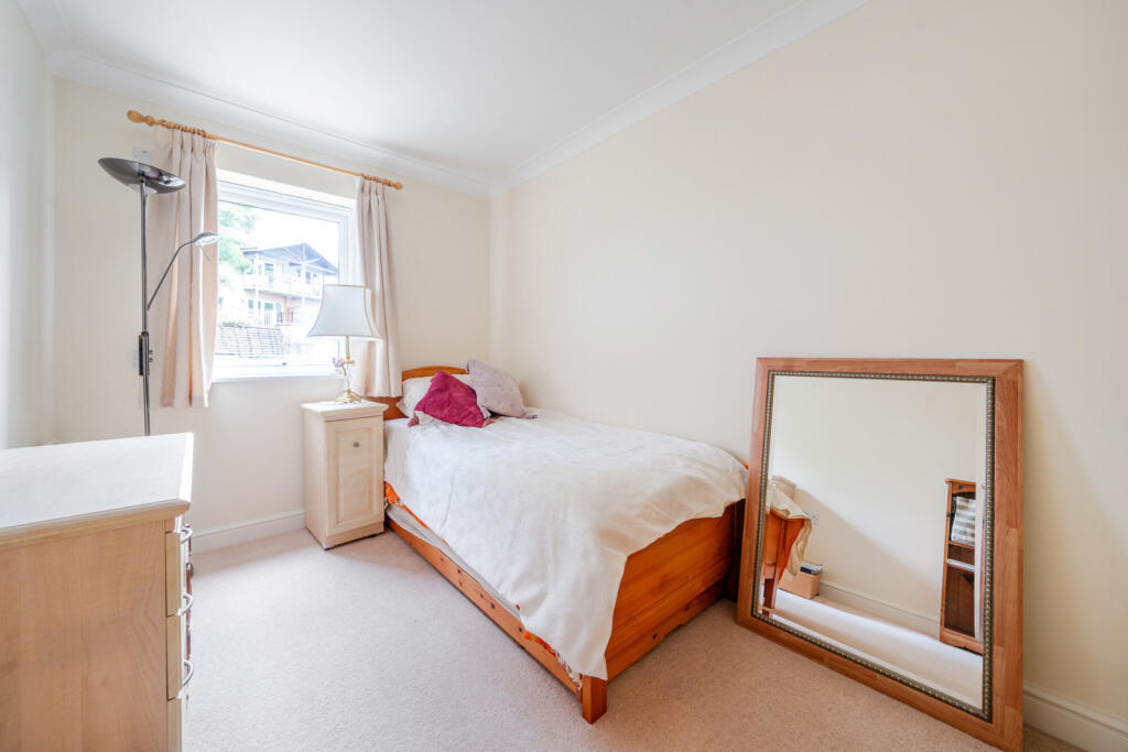 1332483-3-688a0b9...