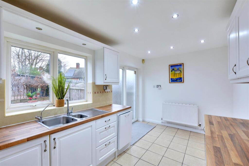 Kitchen (1).jpeg