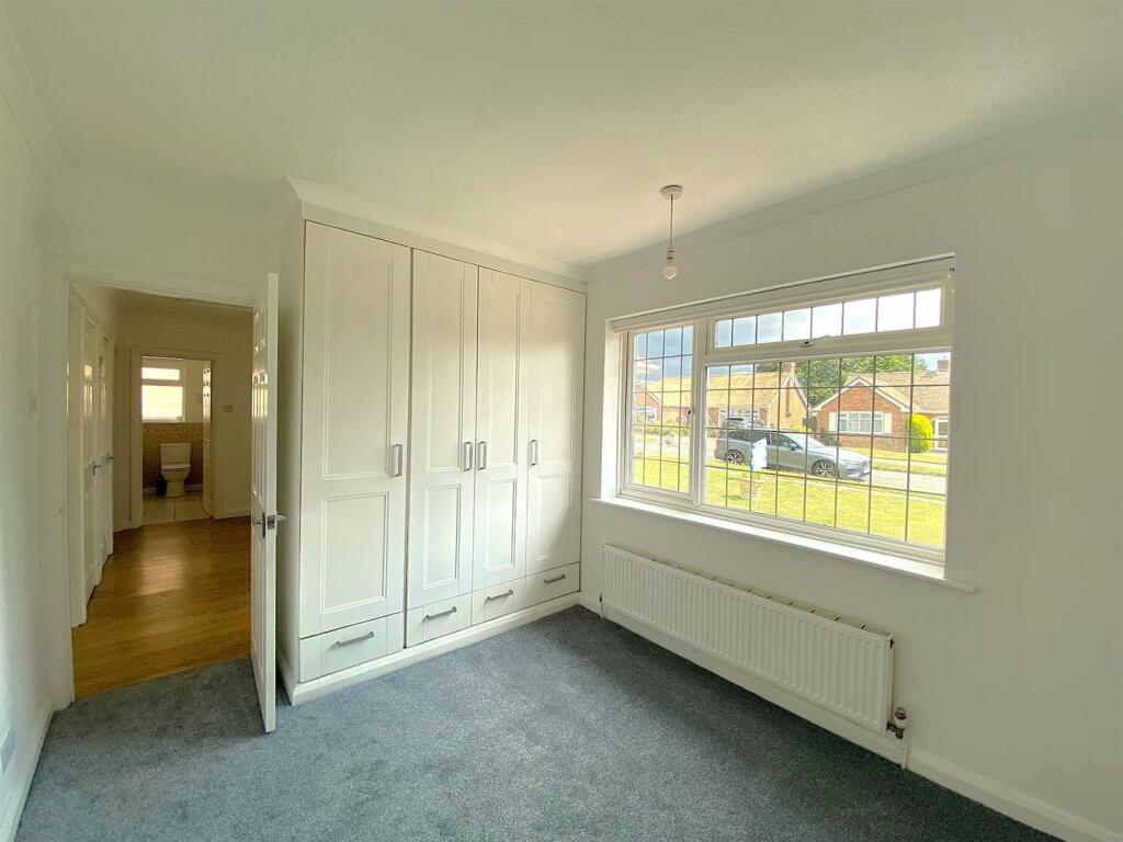 1 Saltdean Way - Bedroom2.jpg