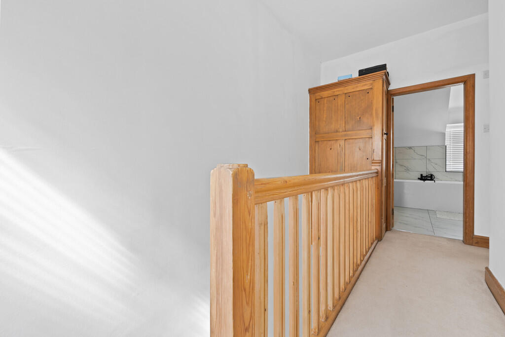 32 Overleigh Road...