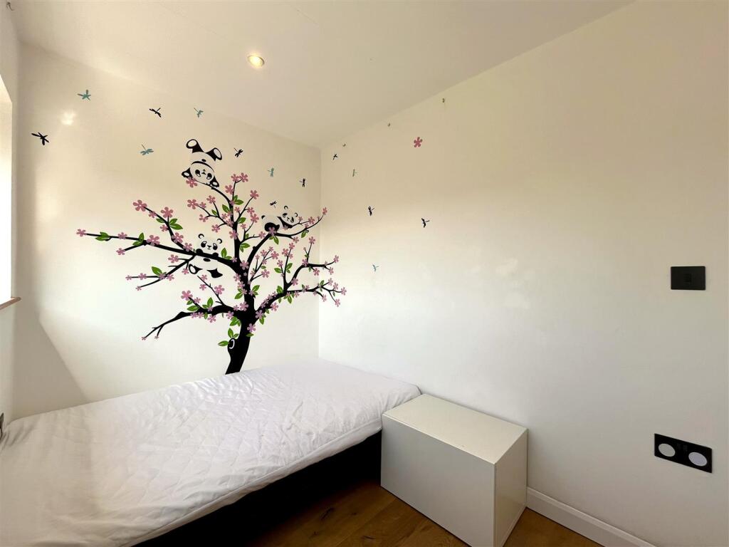 Bedroom 3 Aspect 2