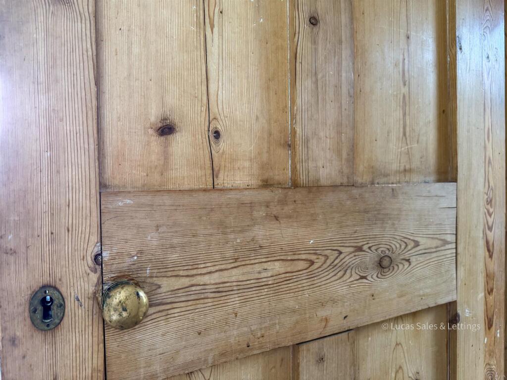25 Queen Eleanor Rd Geddington-16.jpg