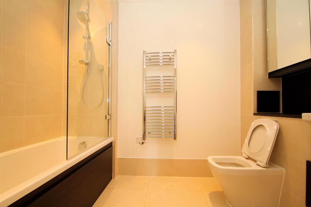 Rookwood Way, London