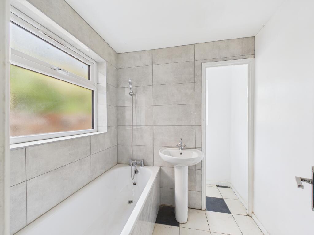 Ground Floor Bathroom