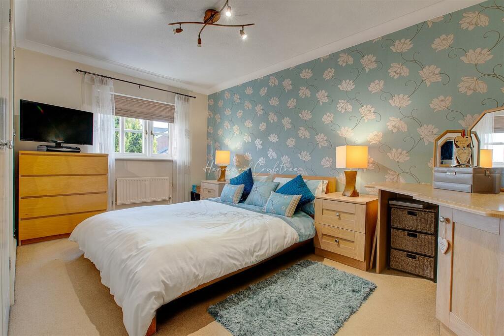 Ragnall Close, Thornhill, HernCrabtree (14).jpg