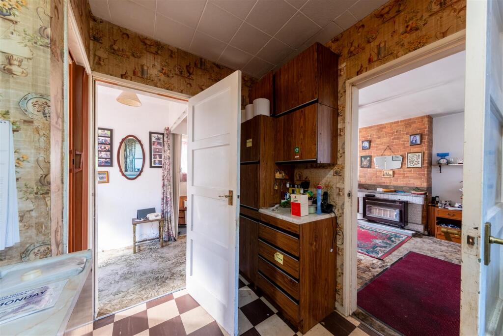 43 Manor Road-003.jpg