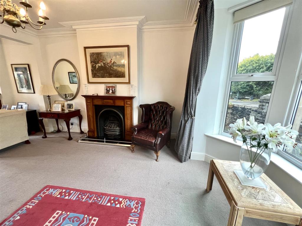 DRAWING ROOM