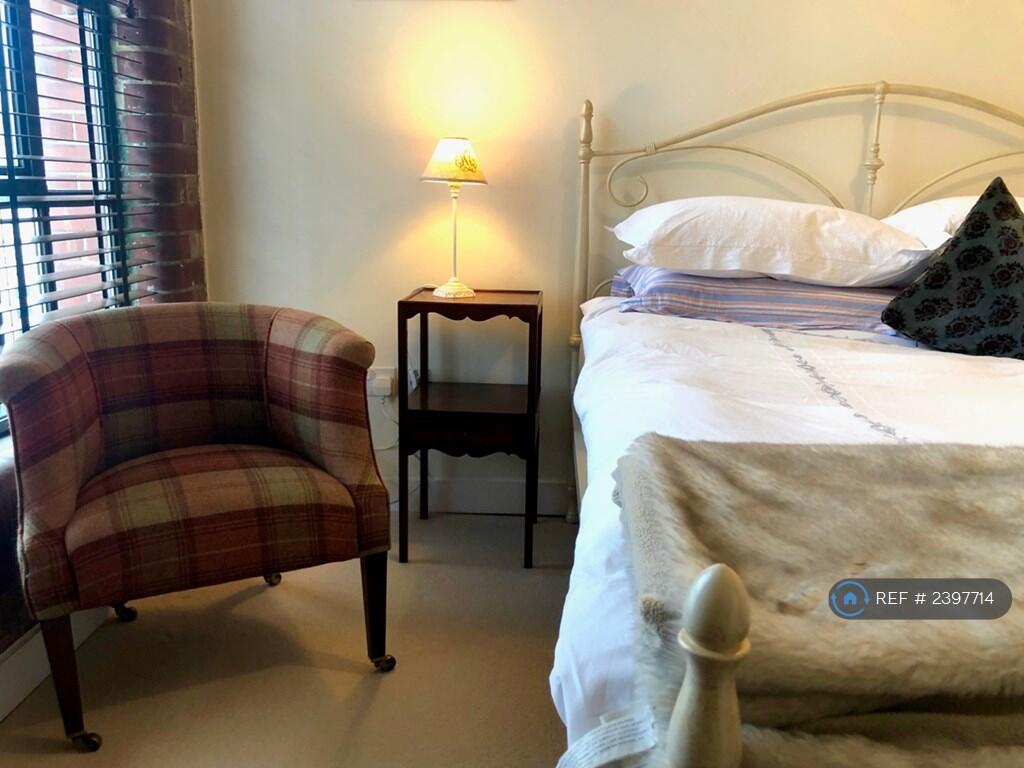 Mulberry Fabric Antique Tub Chair