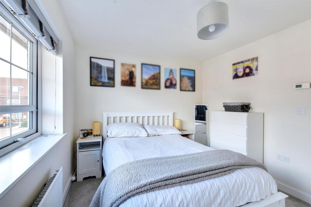 Bedroom 1_3.jpeg