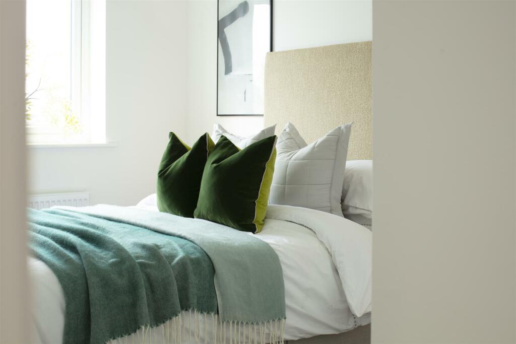 Second bedroom