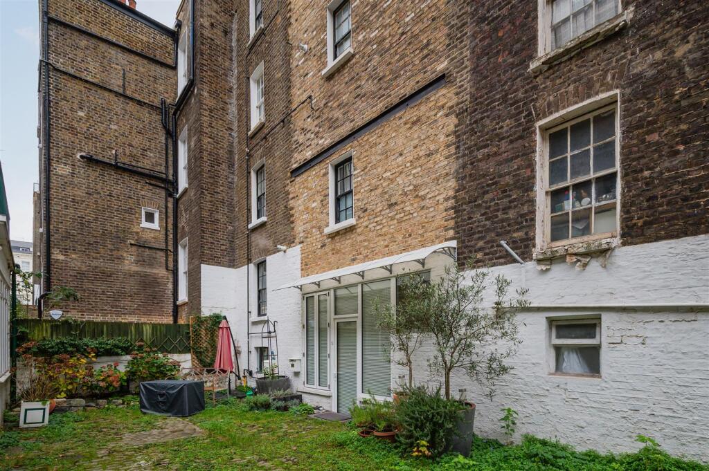 WARWICK SQUARE MEWS, 18-7 copy.jpg