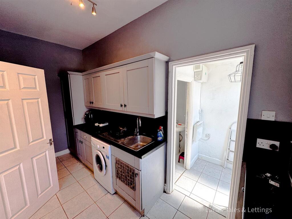 52b Tresham St Kettering-4.jpg