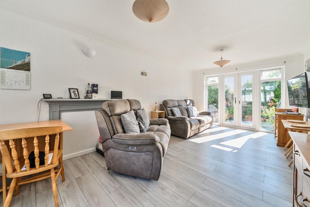 1328897-17-6880bc8e437c0