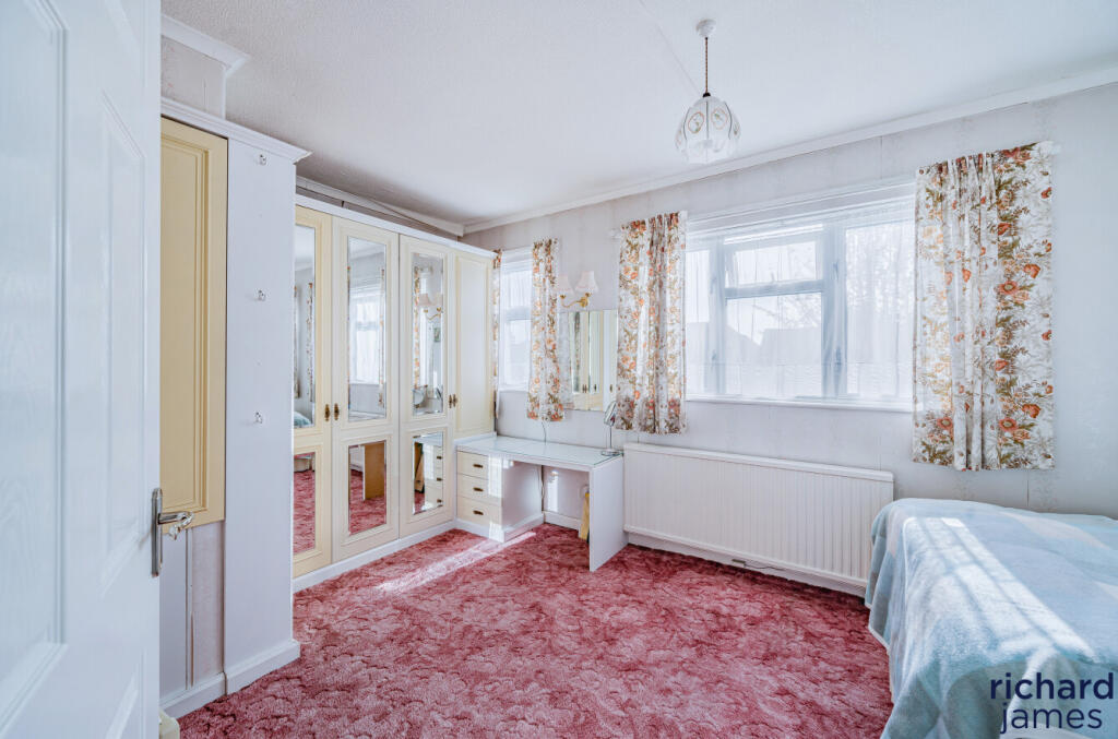 b2bd4d0e-af9f-45d...