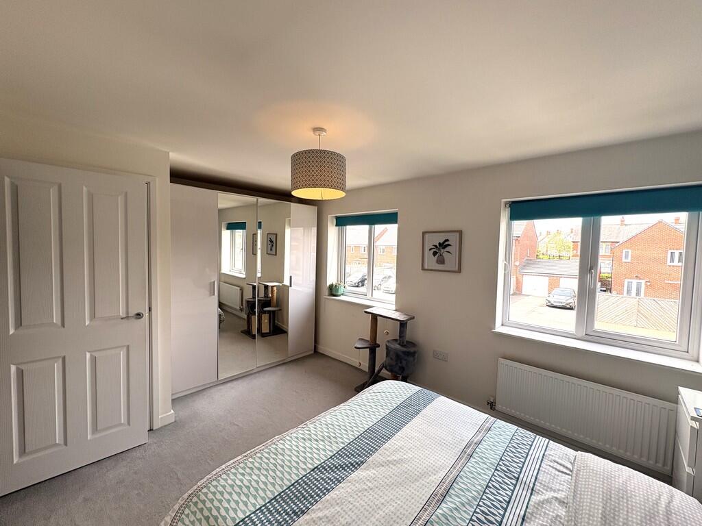 Main Bedroom 