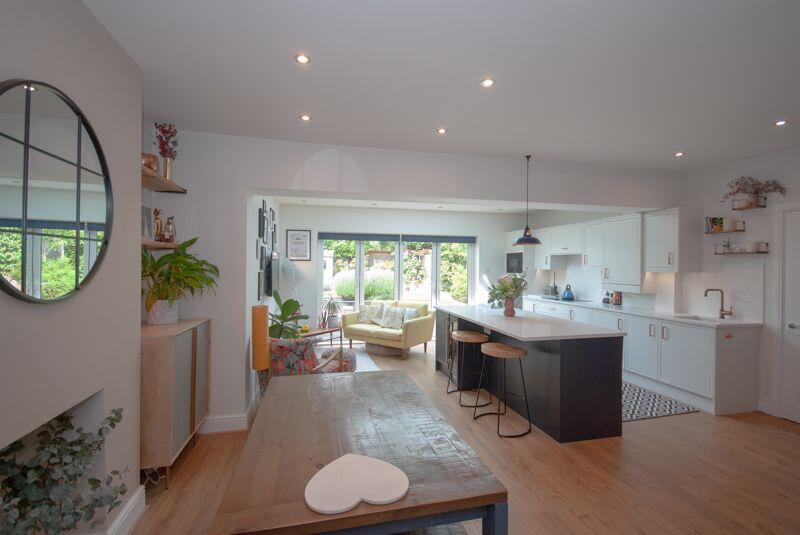 Kitchen/Open Plan Living