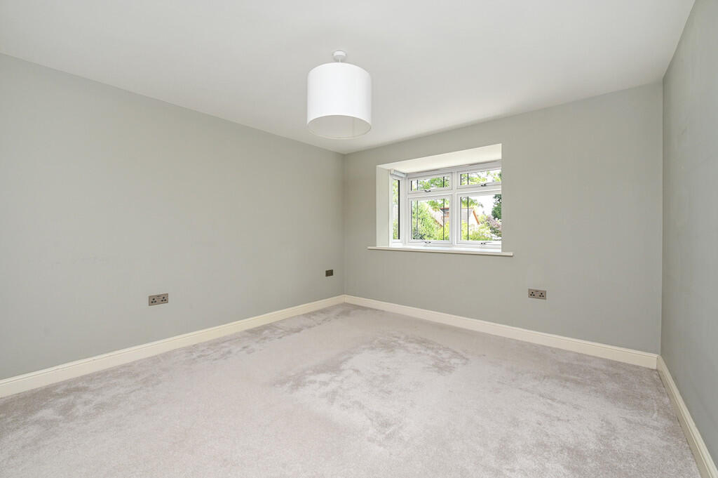 6 Fairway Heights...