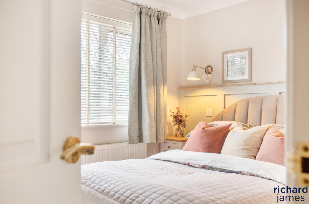 3d6f2e36bffd4661aee173441521a60e