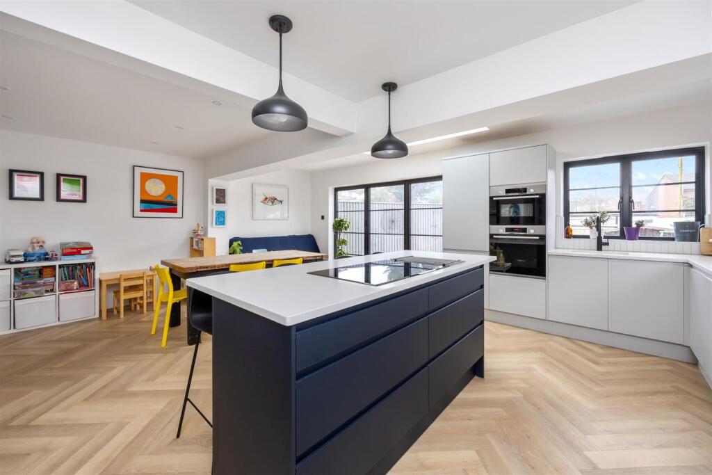 Open Plan Kitchen/Dining Room