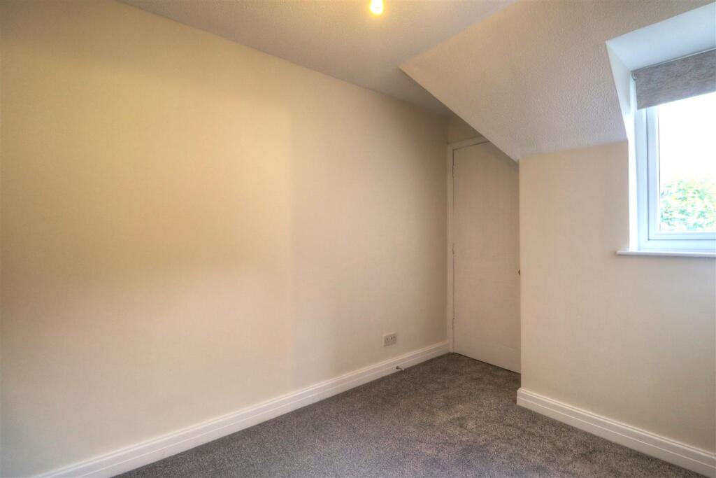 2nd Bedroom