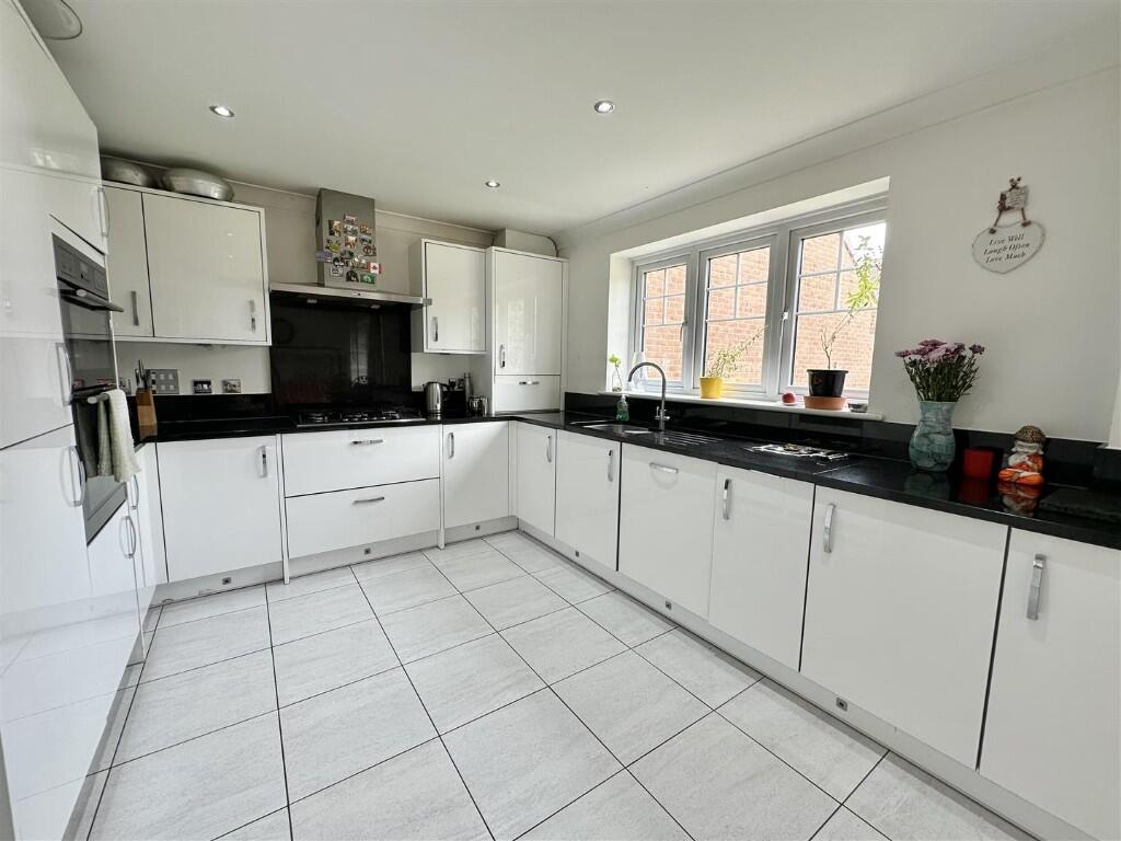 Luke Miller &amp; Assoc