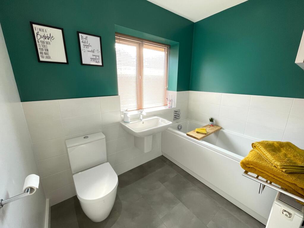 HOUSE BATHROOM