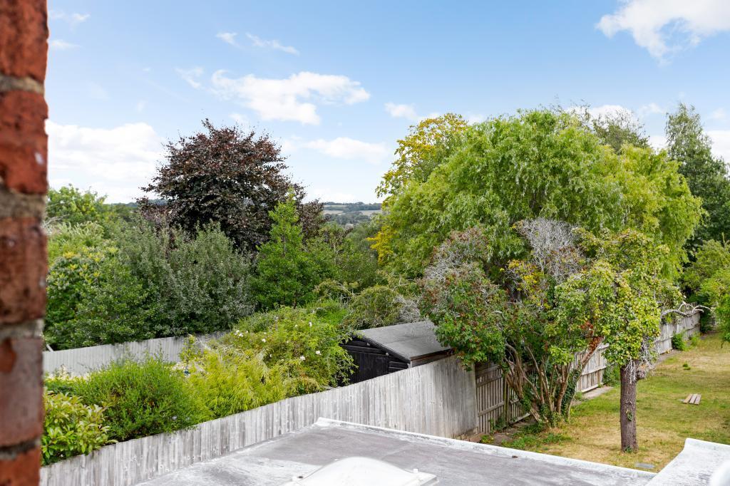 31 Copt Elm Road 305082 (22).jpg