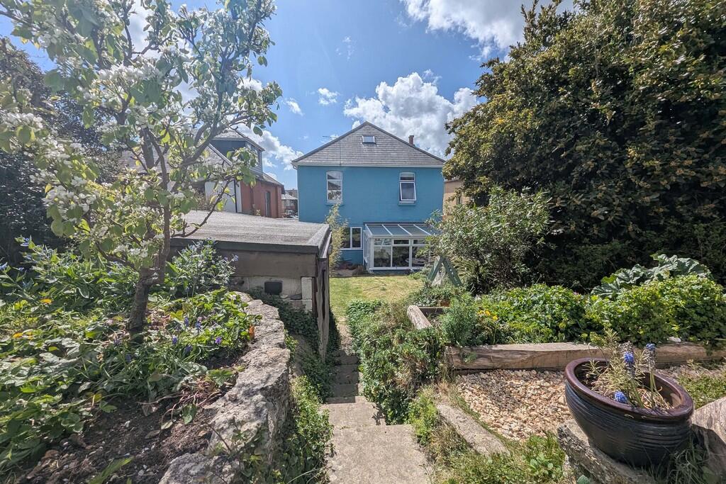 PXL_20250416_1329...