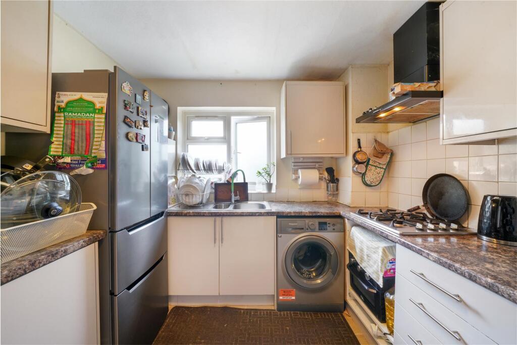 Flat 2, Katrina Court - 7q4nY4GXlTeE8UoGhCfD.jpg