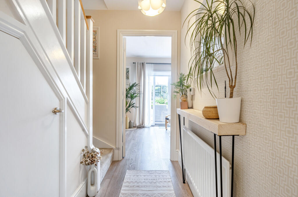 1313342-15-685ad7...