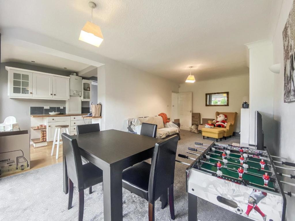 Dining Area Aspect 2