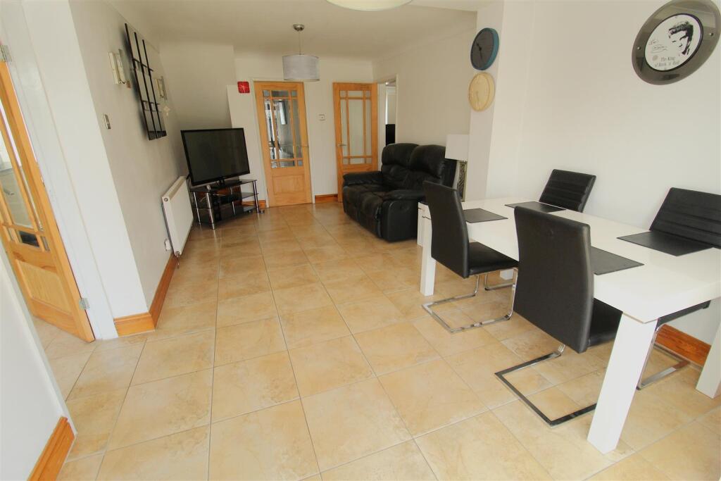 Extended Morning Room