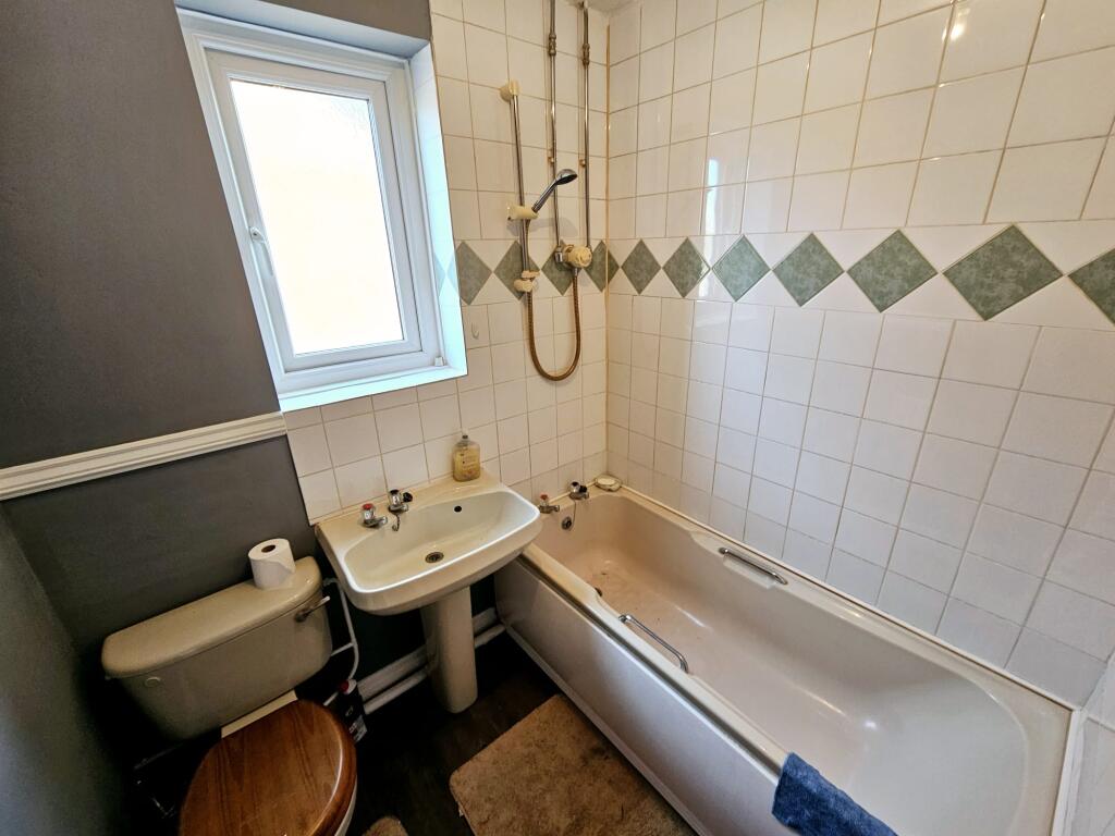 731d0210-1d16-489e-b3b2-1991f03ddb6c