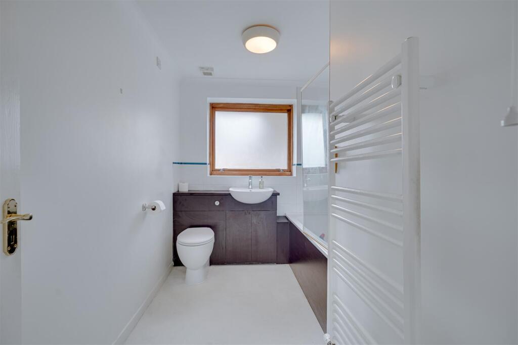 3 Beechwood Ave, Bottisham,--9.jpg