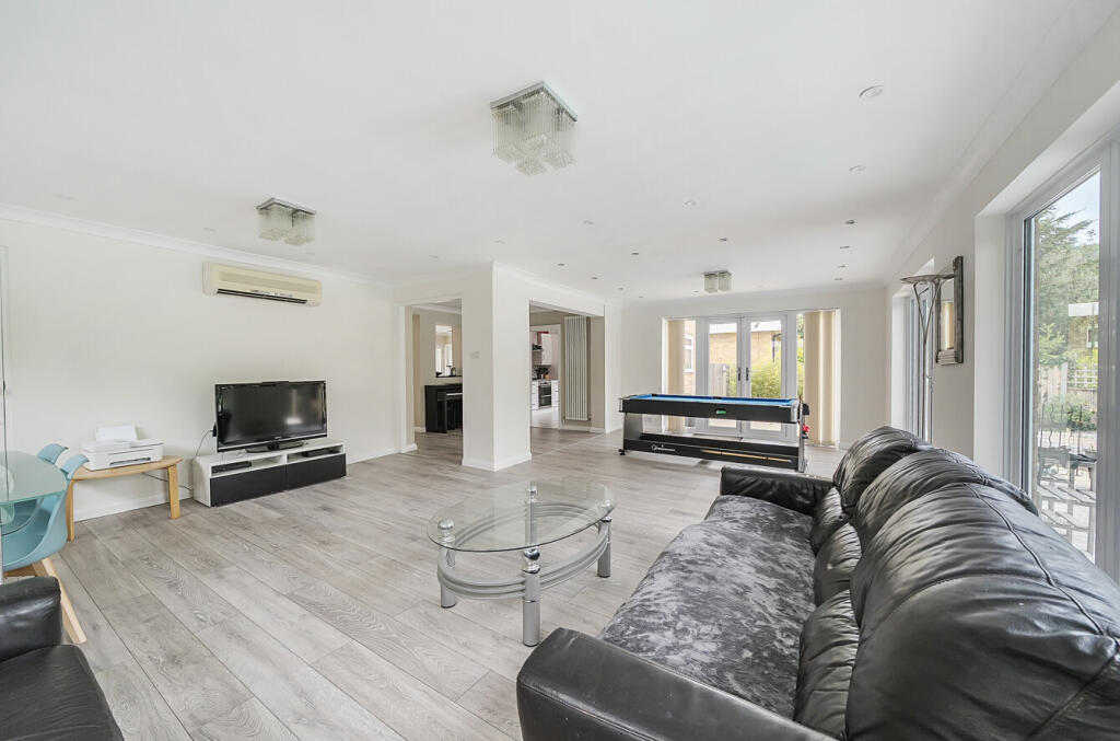 1334895-5-6894ab7...