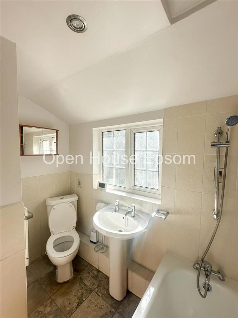 WhatsApp Image 2025-03-23 at 16.59.34.jpeg