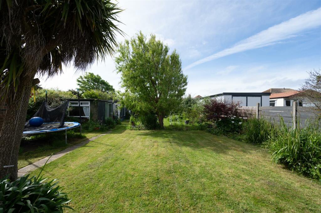 14 Sandy Point Road 24 2.jpg