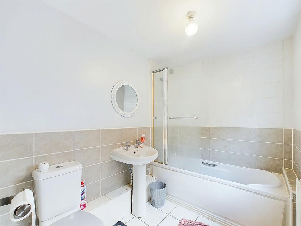 CAM03582G0-PR0042...